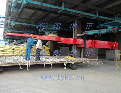 1511835728401107.jpg 伸縮裝車機(jī)